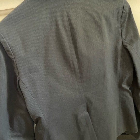 Beautiful gap jacket 🧥 - Picture 2 of 5